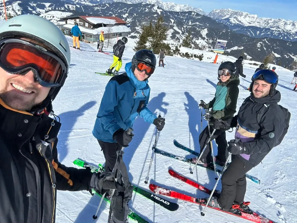 Group photo skiing in Austria